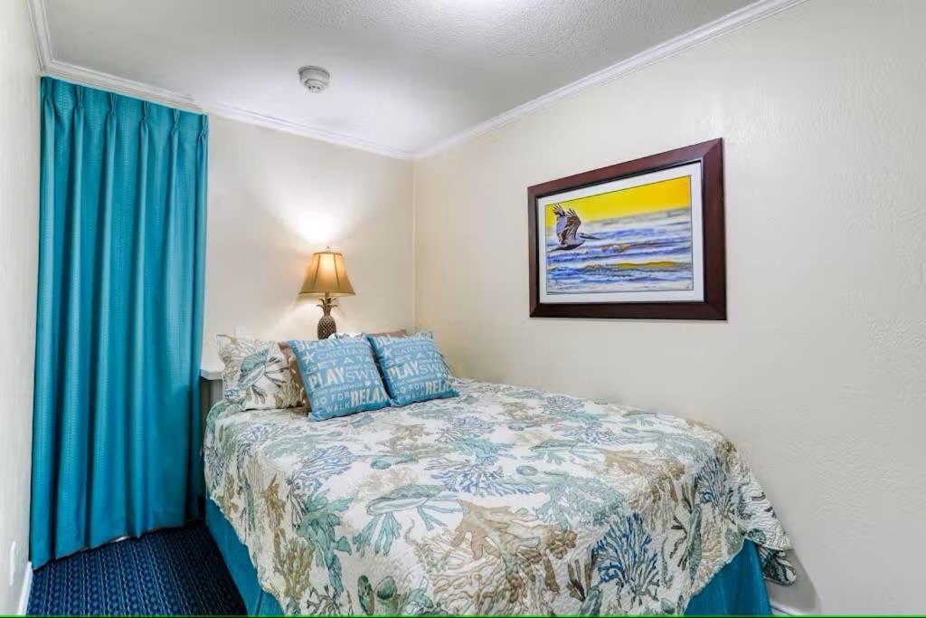 Charming Ocean View Galveston