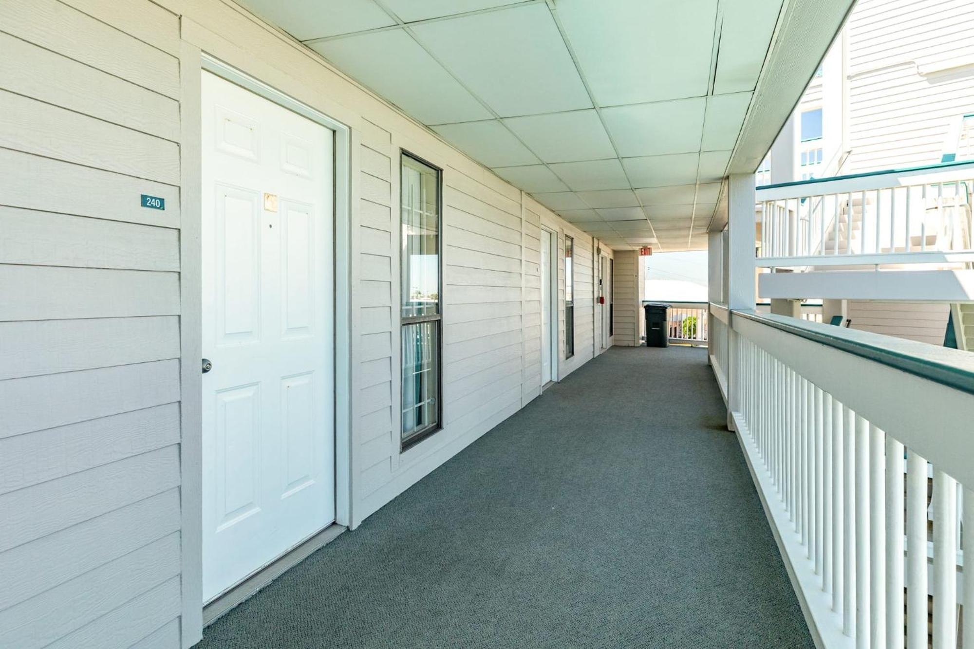 Charming Ocean View * Galveston